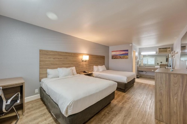 Vagabond Inn San Luis Obispo image 15